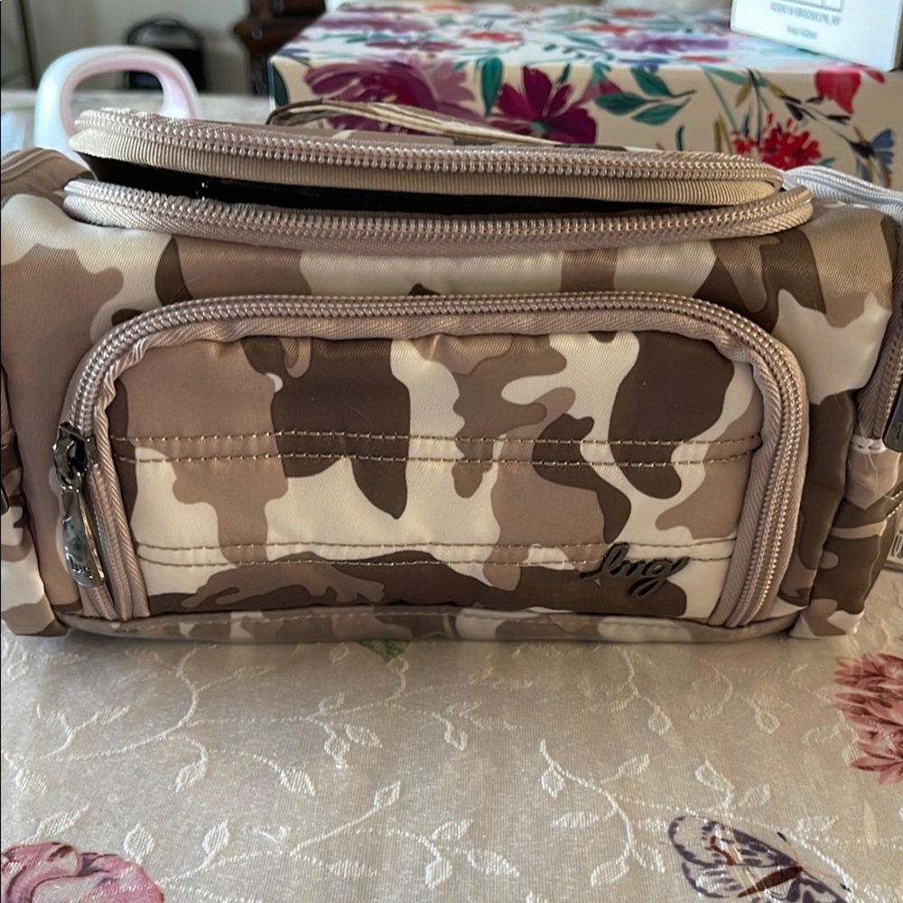 Camouflage Brown Lug trolley cosmetic bag